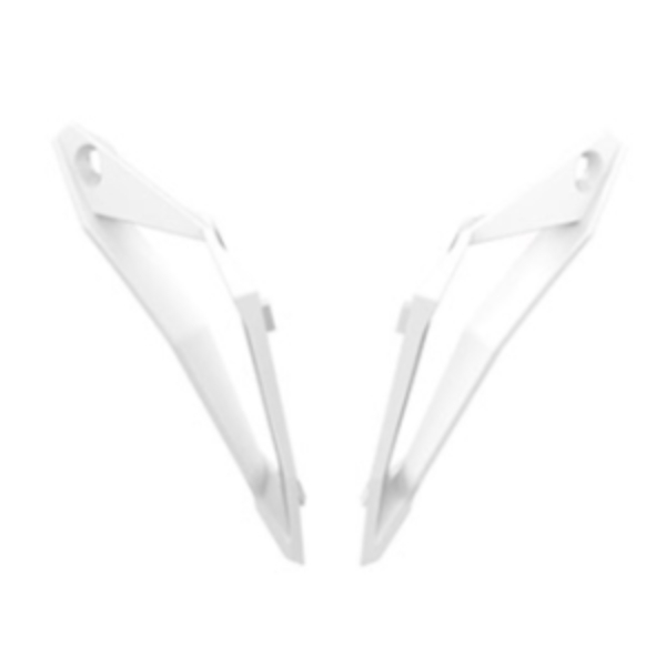 Airoh Aviator 3 chin vents