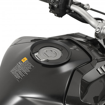 Tank Bag Accessories Givi Bride Tanklock (BF27) Tank Bag Accessories Givi Bride Tanklock (BF27)