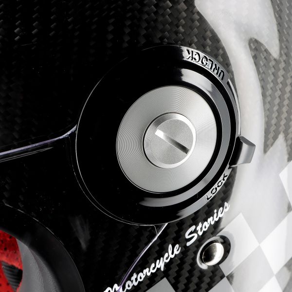 Helstons Course Black White