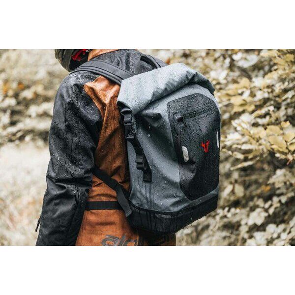 Motorcycle Backpacks SW-MOTECH Drybag 300 30 L Grey and Black waterproof backpack Motorcycle Backpacks SW-MOTECH Drybag 300 30 L Grey and Black waterproof backpack