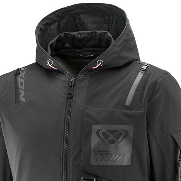 Ixon M-Quarter Anthracite Black