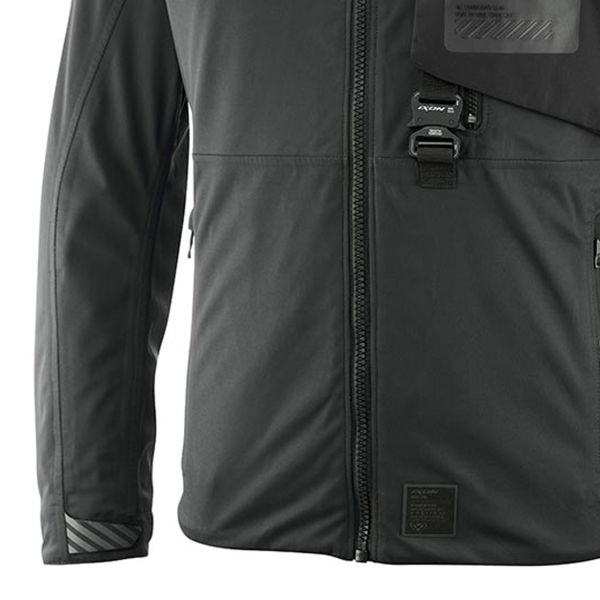 Ixon M-Quarter Anthracite Black