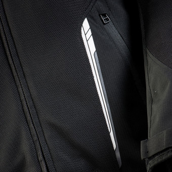 Ixon Striker Air WP Black White