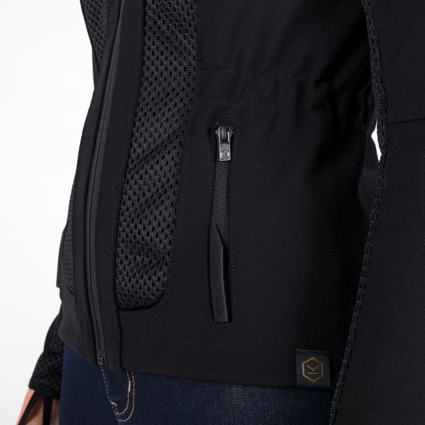 Knox Honister Black Woman