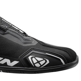 Ixon Bull 2 Air Black White