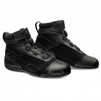 Motorcycle Trainers Ixon Ranker Black