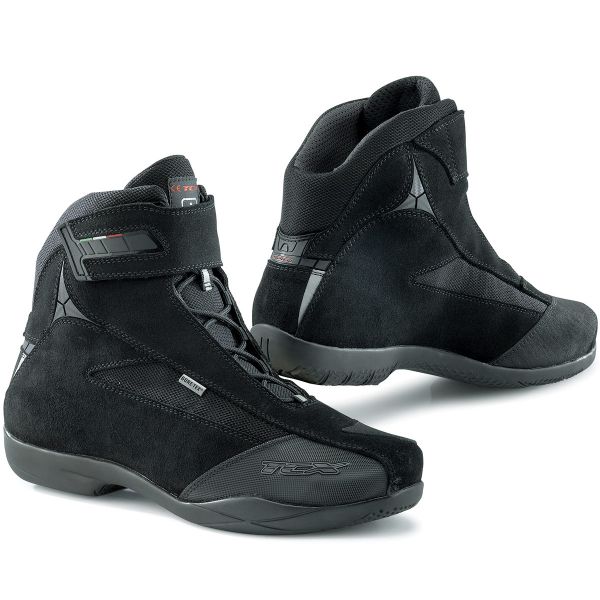 Motorcycle Shoes TCX Jupiter Evo Gore-Tex Black