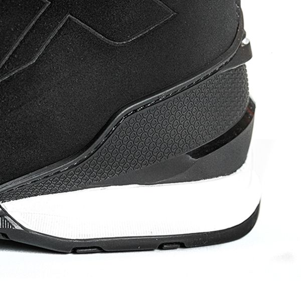 Ixon Bull 2 WP Black