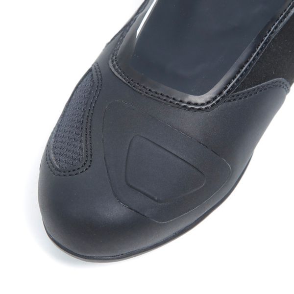 TCX R04D WP Black White