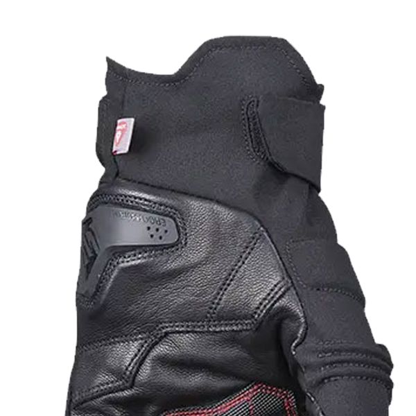 Five Boxer Evo WP Black Fluo Red