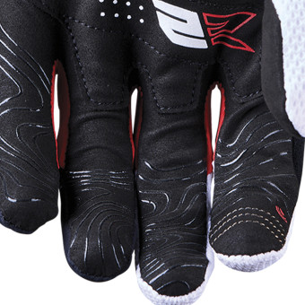 Five E2 White Black Red