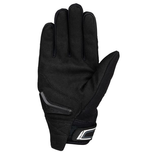 Ixon Hurricane CE Black White