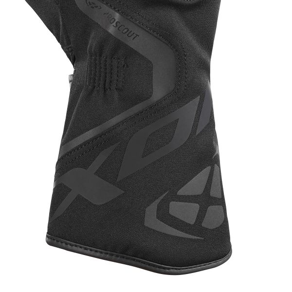 Ixon Pro Scout Black