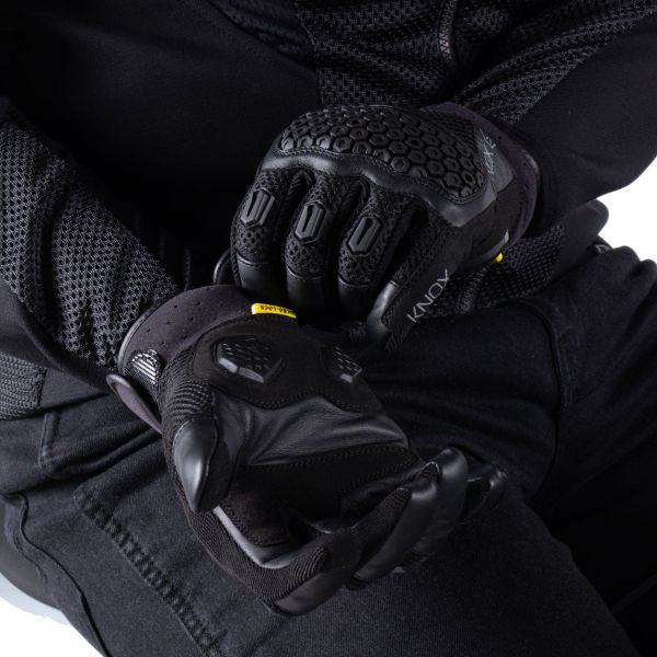 Knox Urbane Pro Glove Black