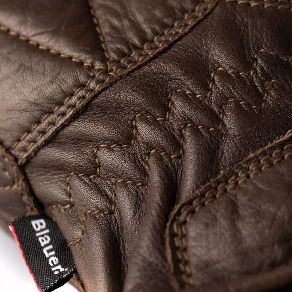 Blauer Banner Brown White