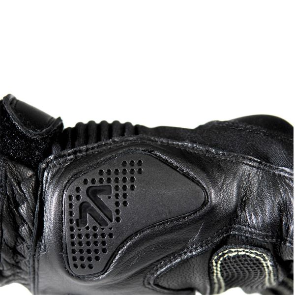 V'Quattro Quantum Chauffant Black