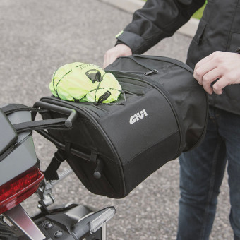 Givi Easy 11 25L rider bags