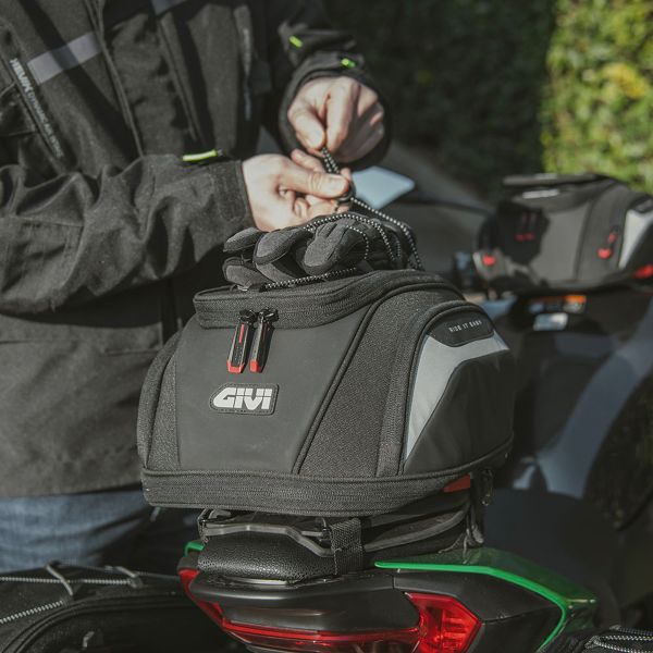 Givi Tanklock Easy 07 14L saddle bag